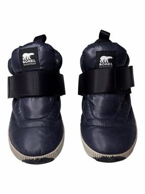 Sorel Women's Out N About Sneak Puffy Strap Boots, size 8